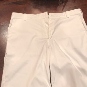Nike golf shorts size 34